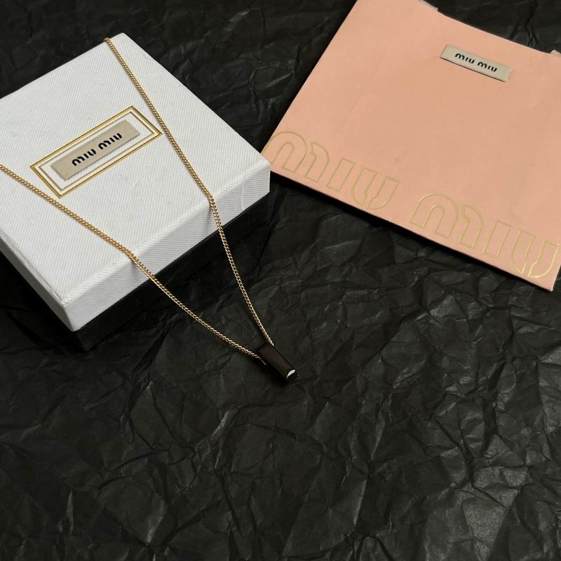 MiuMiu Necklace 10yxq08